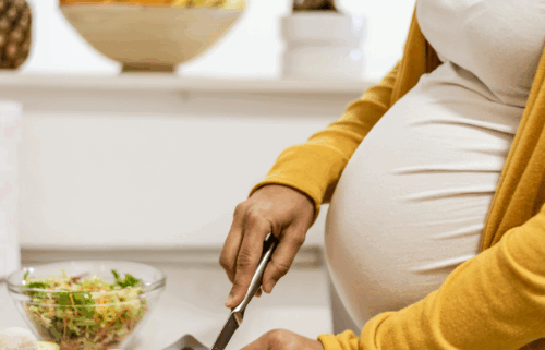 pregnancy nutrition can feel like a bunch of rules that are impossible to follow. Julia Kelly helps make things easier!